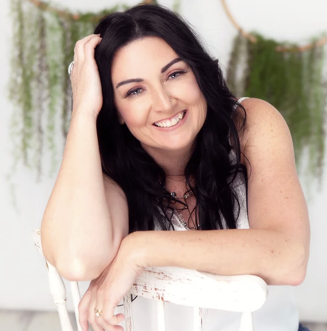  Personal stylist who helps you to look and FEEL good